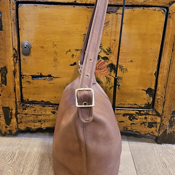 Vintage Coach Tan Leather Duffle Sac M9085 - Picture 5 of 10